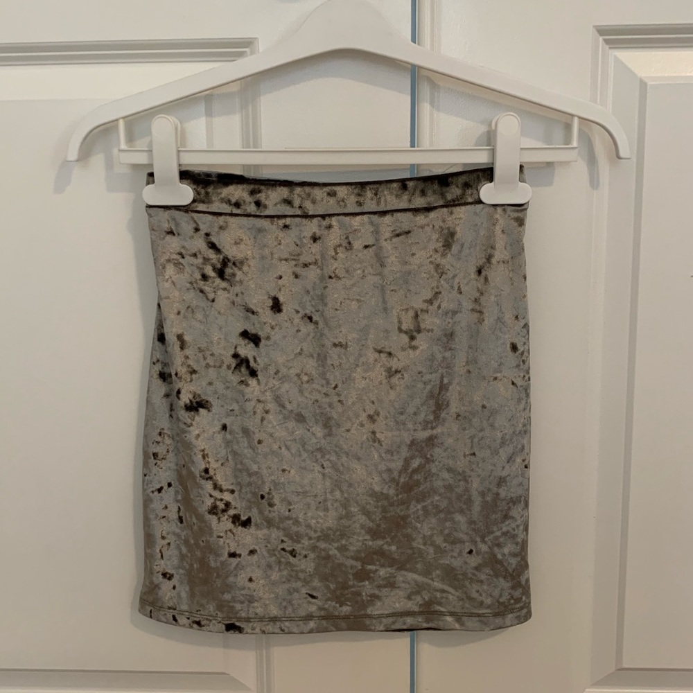 Forever 21 green crushed velvet bodycon skirt XS